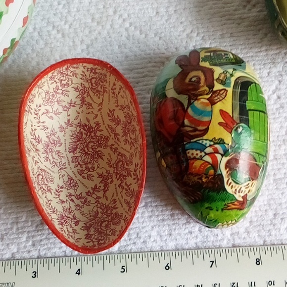 Easter eggs; tin Anastasia - 2 paper-mache West German - Picture 6 of 12